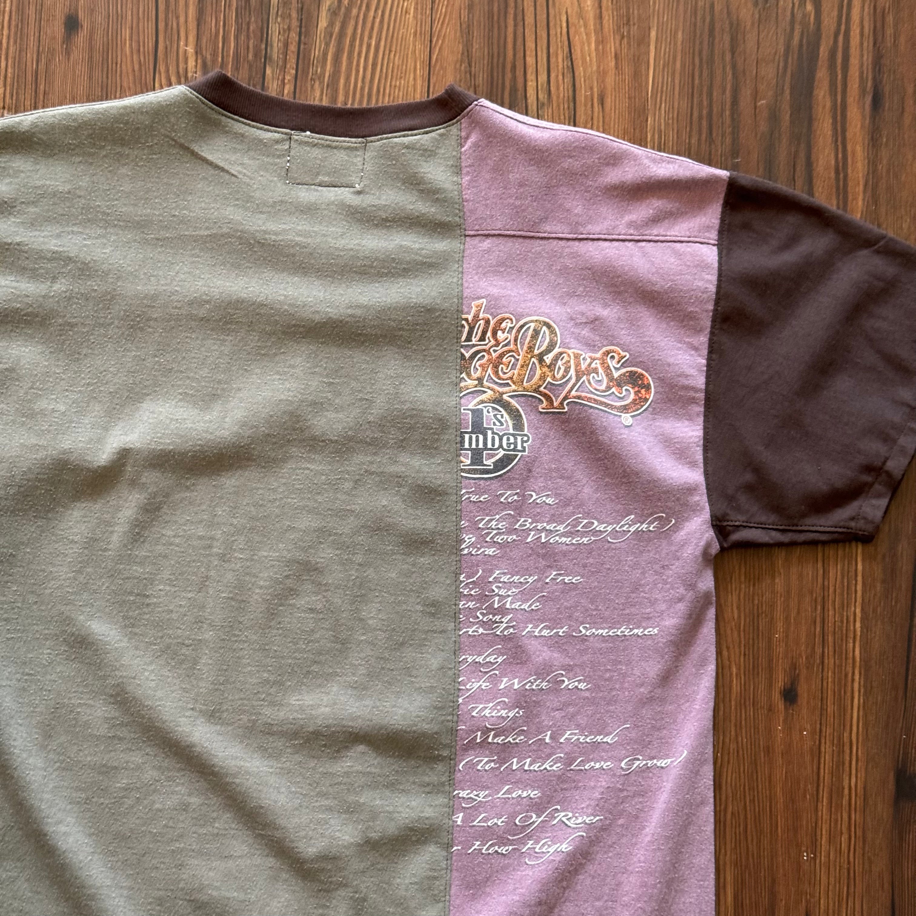 Animal/Country Split T-Shirt (Large)