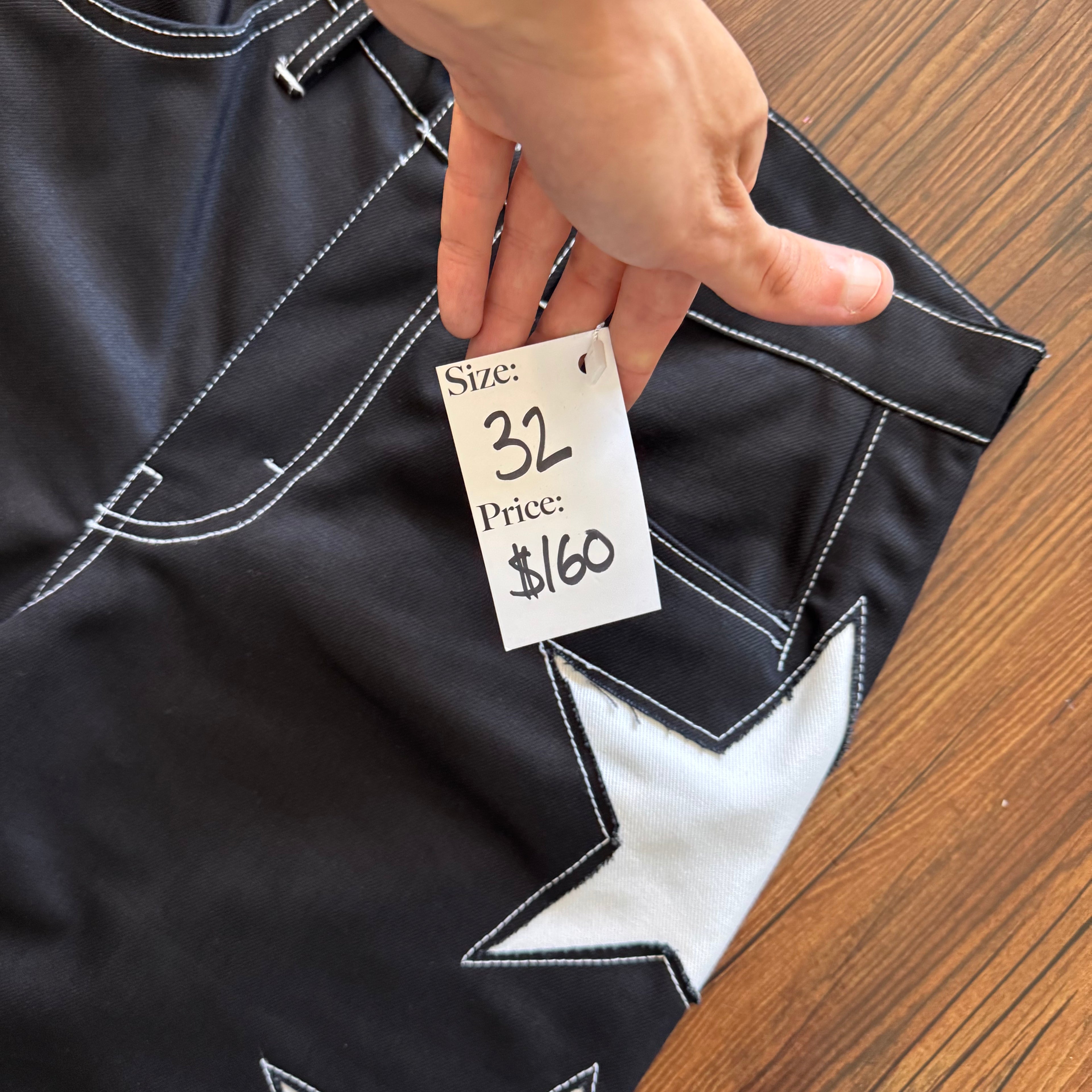 "Stars On This Side" Black Shorts (Size 32)