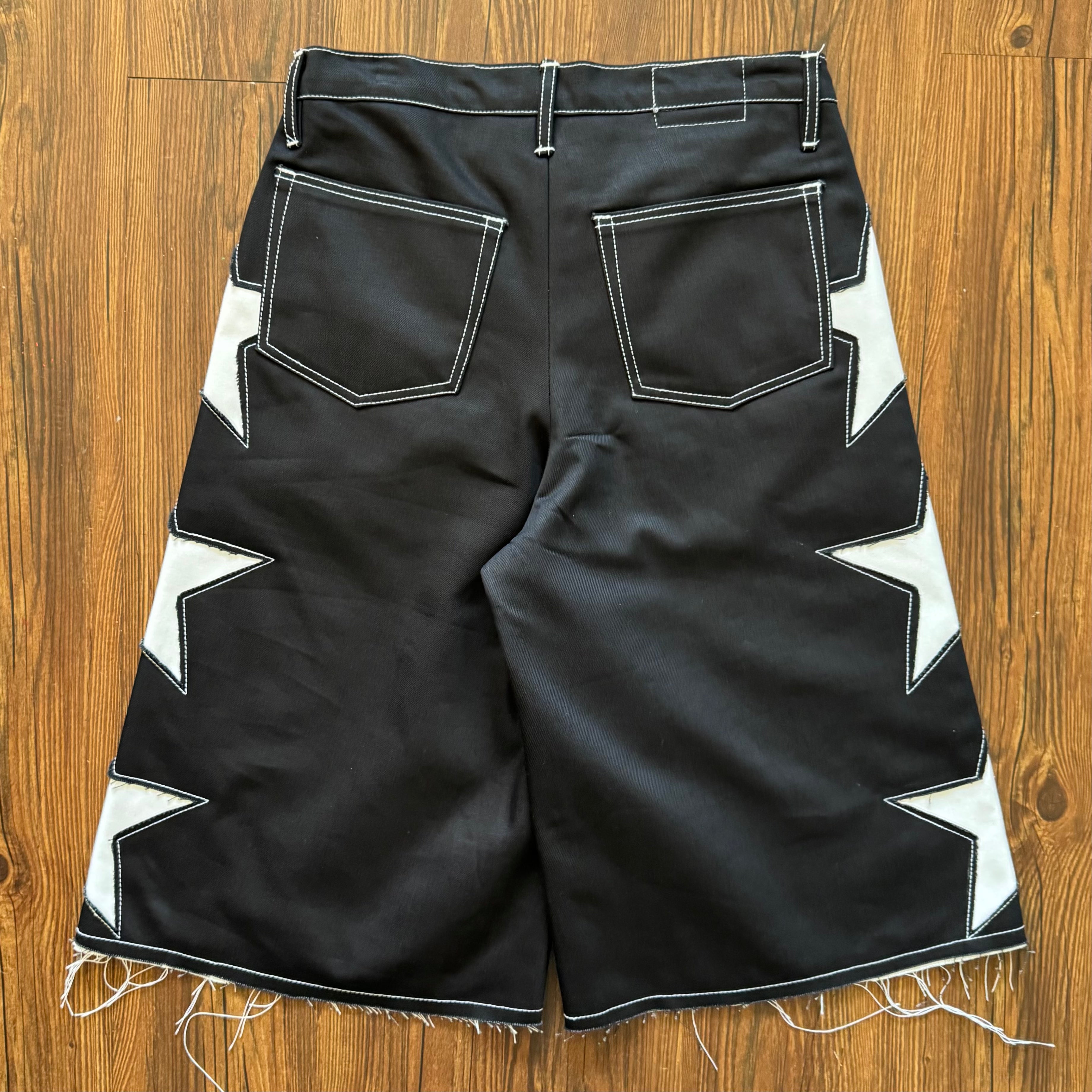 "Stars On This Side" Black Shorts (Size 32)