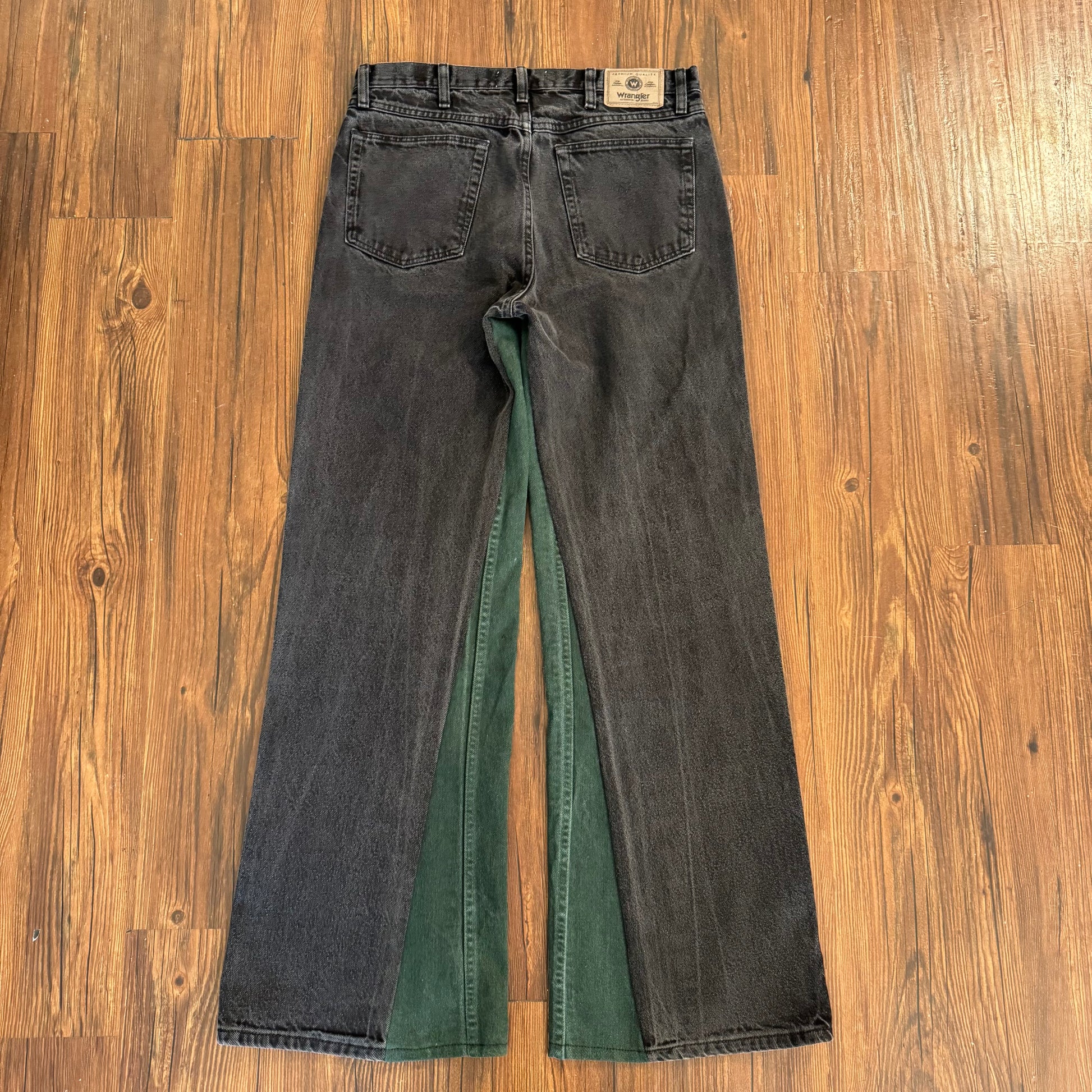 Vintage Black Green Denim Star Knee Jeans
