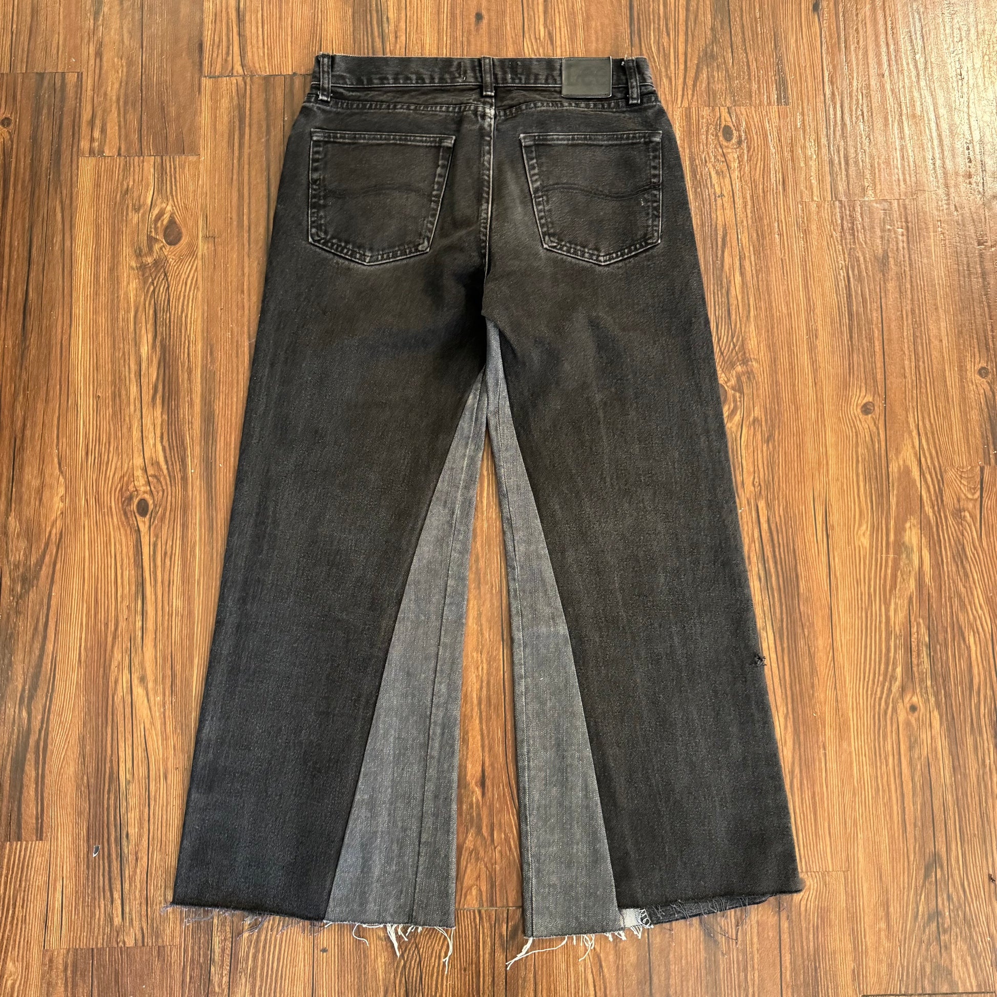 Vintage Black Gray Denim Star Knee Jeans