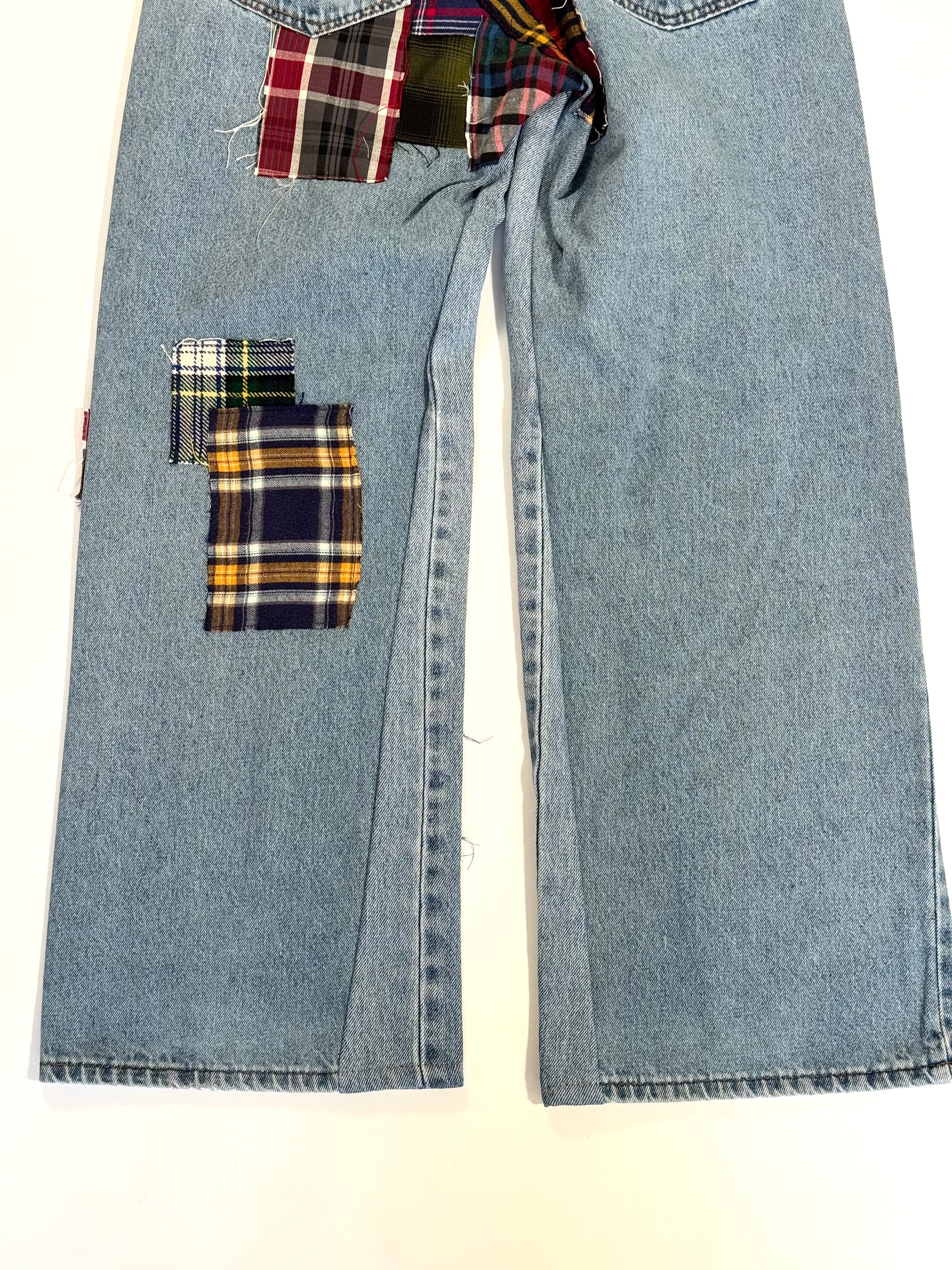 Light Wash Plaid Patchwork Jeans (Size 32)