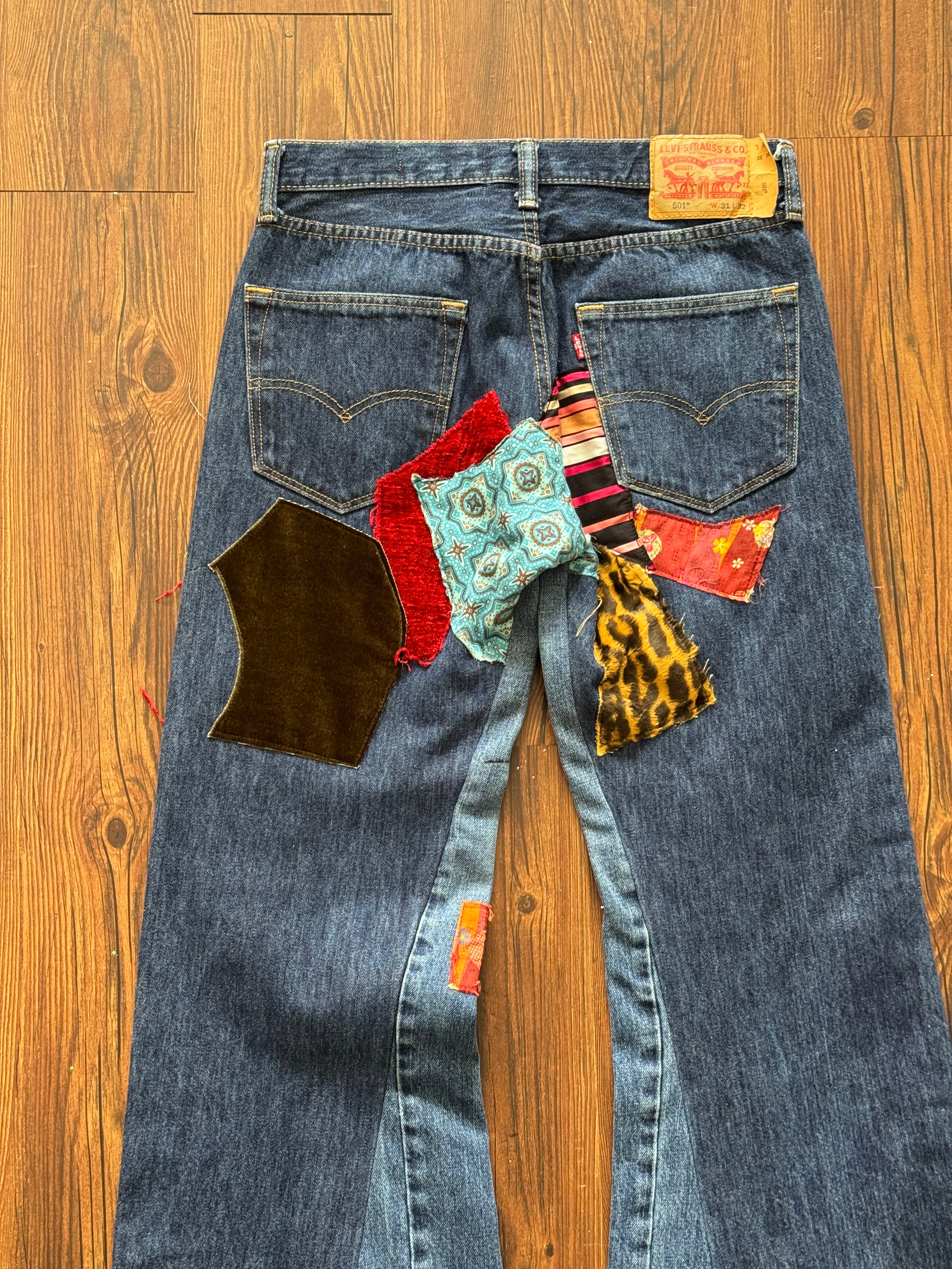 Dark Wash Hippie Jeans (Size 31)