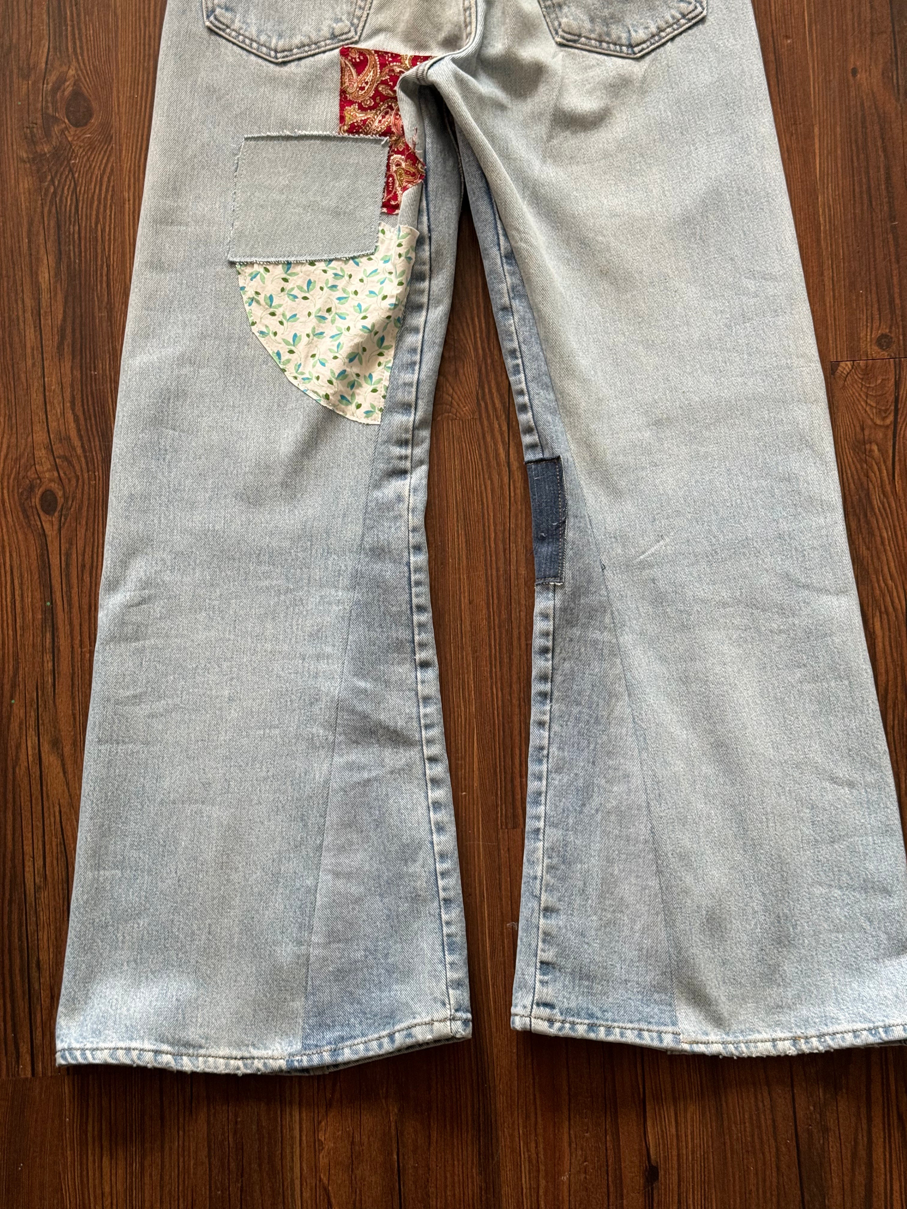 Light Wash Patchwork Jeans (Size 33)