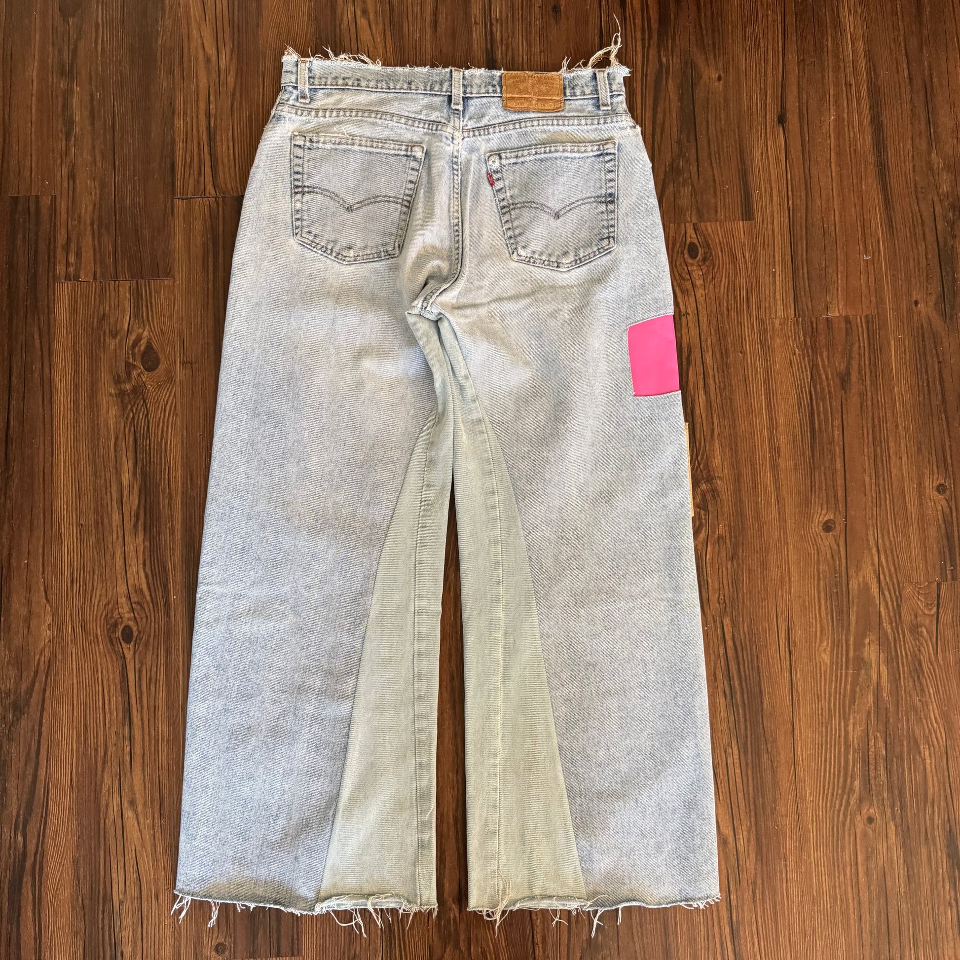 Vintage Levi's Leather Patch Baggy Jeans