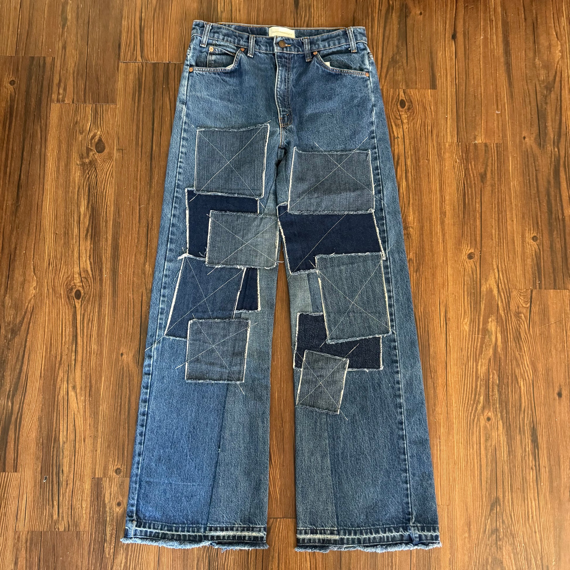 Vintage Levi's Dark Wash Patch Baggy Jeans